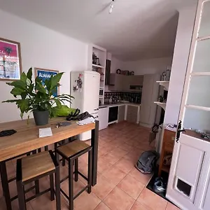 Appartement Maison Dans Les Rues Pietonnes Du Vieux, Hyères